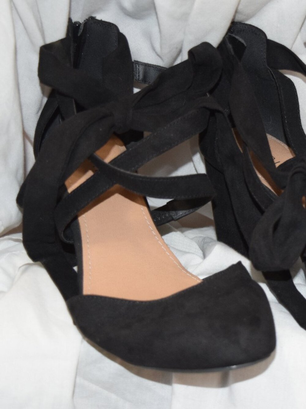 Torrid Womens Black Closed Toe Back Zip Criss Cross Strappy Chunky Heels 11WW